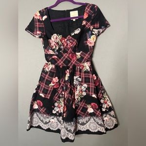 ModCloth Womens Short Sleeve Fit and Flare Dress Size XS Plaid Floral Rockabilly